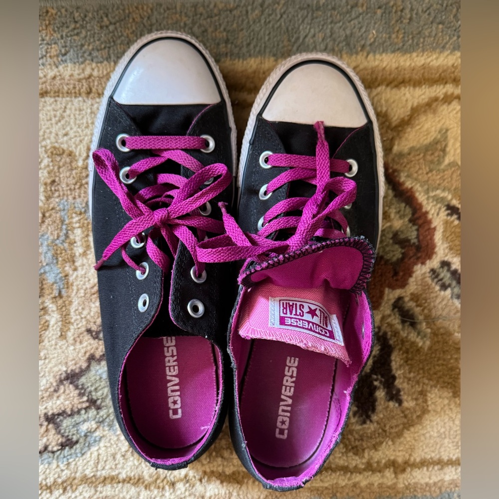 Converse Black and Pink Women's Sneakers